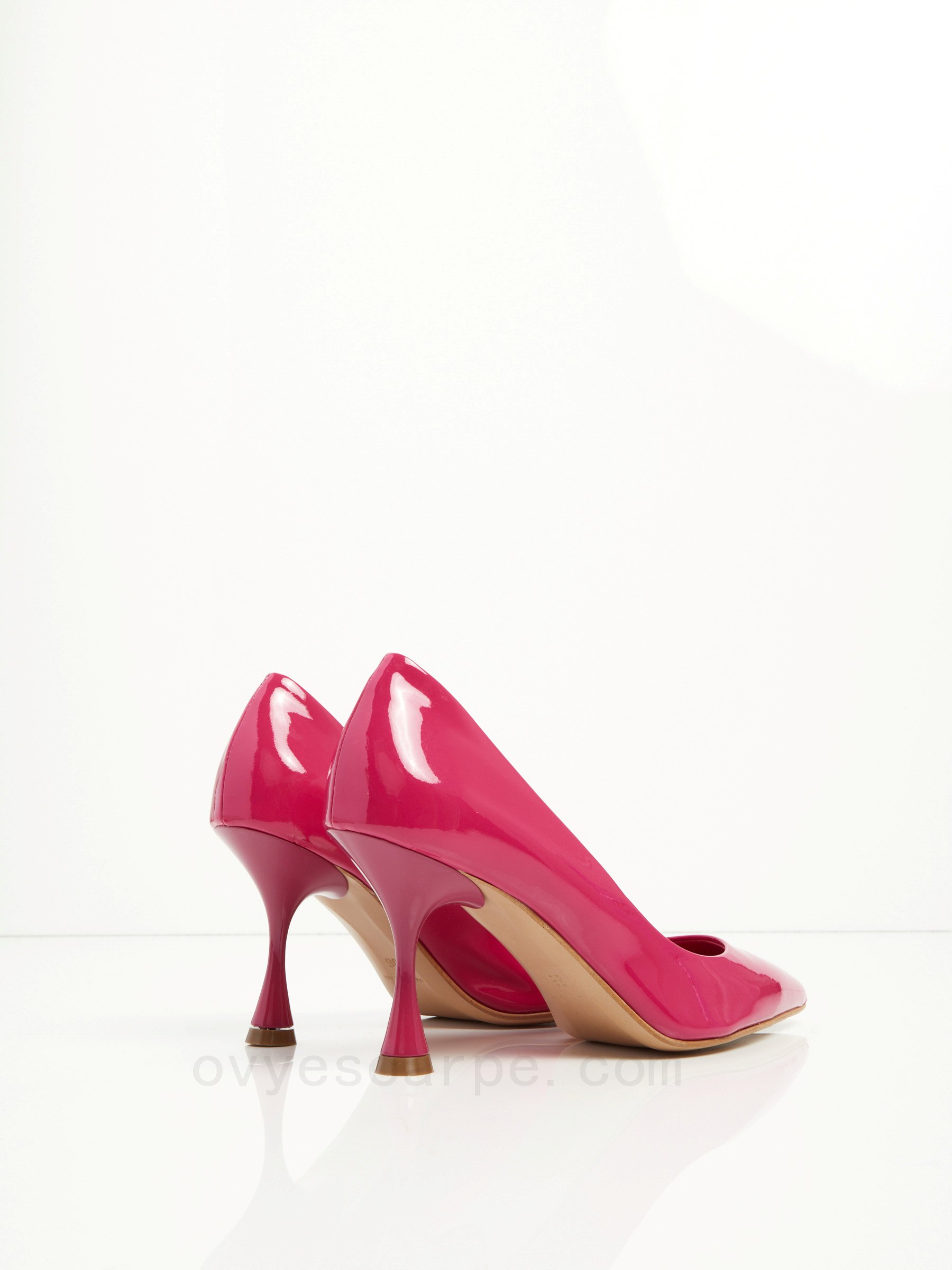 Outlet Online Patent Leather Pumps F08161027-0474 Migliori